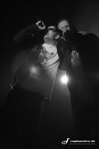 Dynamite Deluxe (live in der Feuerwache Mannheim, 2008)
Foto: Simone Cihlar